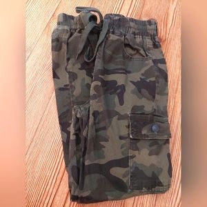 Camo Cargo Pants size 3/26